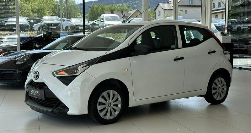 Toyota Aygo cena 35900 przebieg: 119417, rok produkcji 2019 z Grójec małe 781